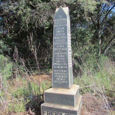 FREISLICH Johannes G.B. -1939 & Anna C.J. DE VRIES 1869-_2