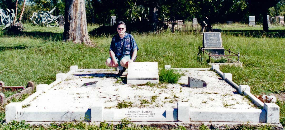1. Overview of gravesite
