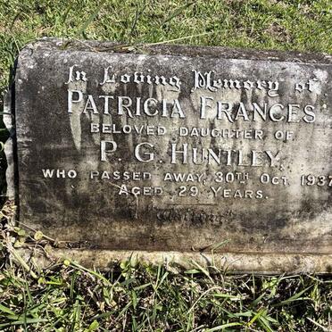 HUNTLEY Patricia Frances -1937