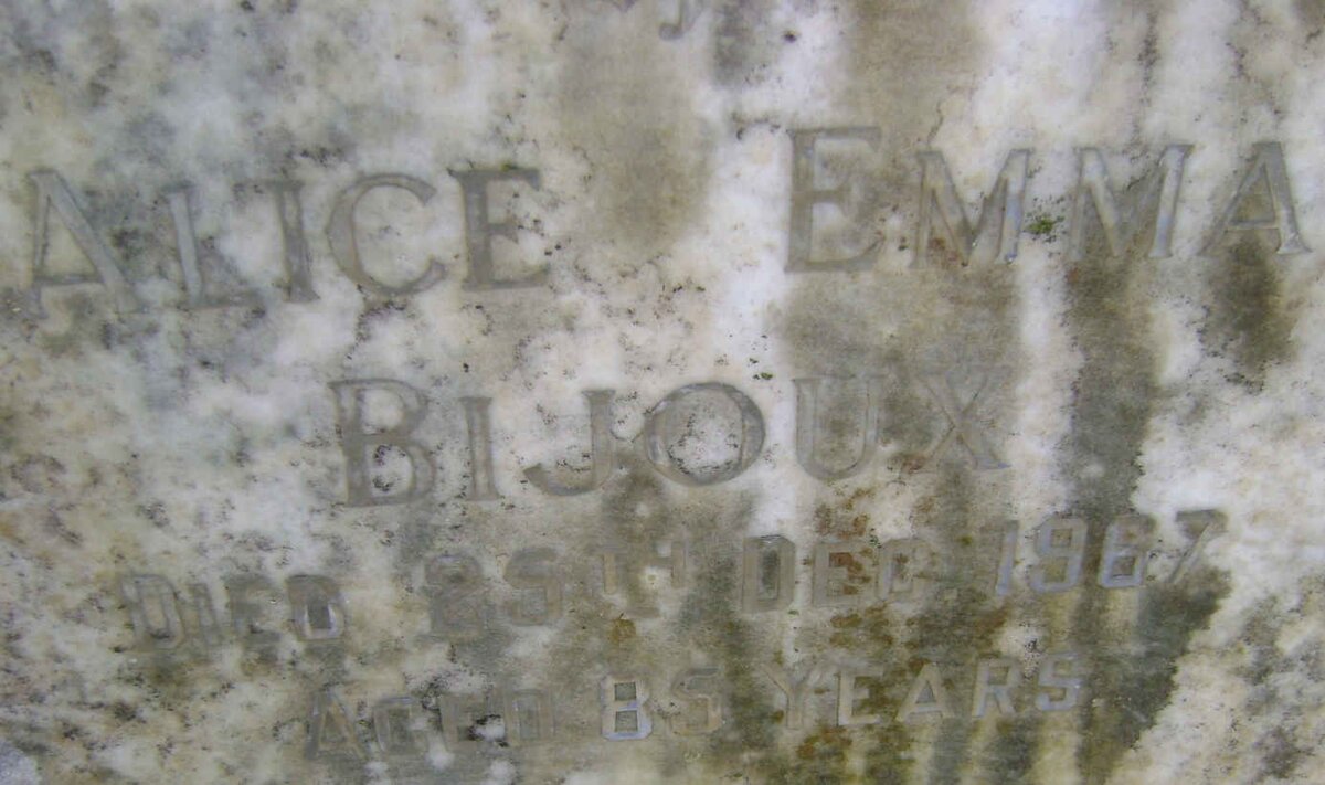 BIJOUX Alice Emma -1967