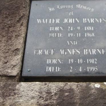 BARNES Walter John 1881-1968 &amp; Grace Agnes 1902-1995