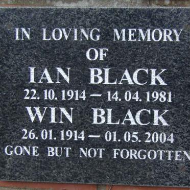 BLACK Ian 1914-1981 &amp; Win 1914-2004