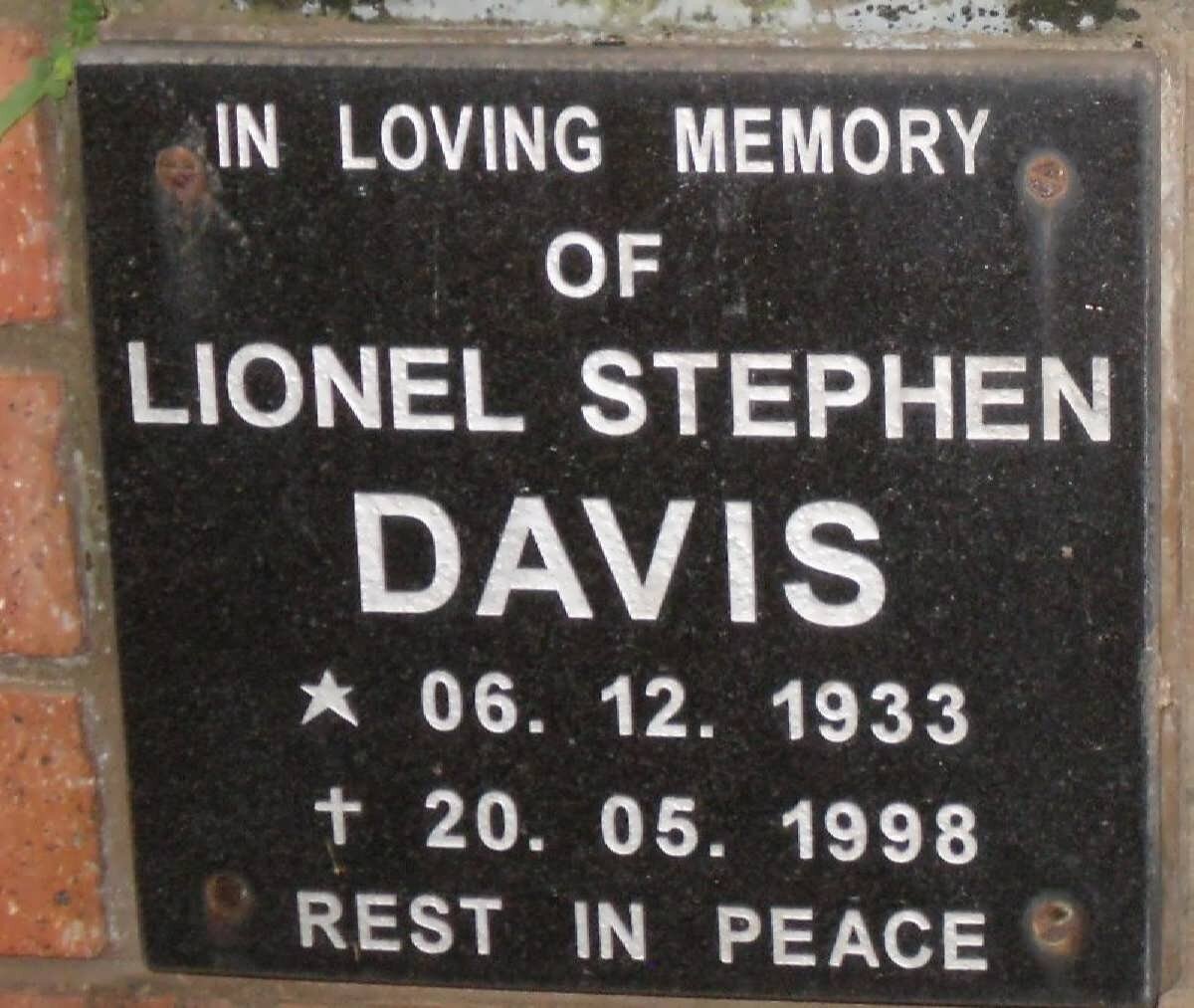 DAVIS Lionel Stephen 1933-1998
