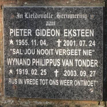 EKSTEEN Pieter Gideon 1955-2001 :: VAN TONDER Wynand Philippus 1919-2003