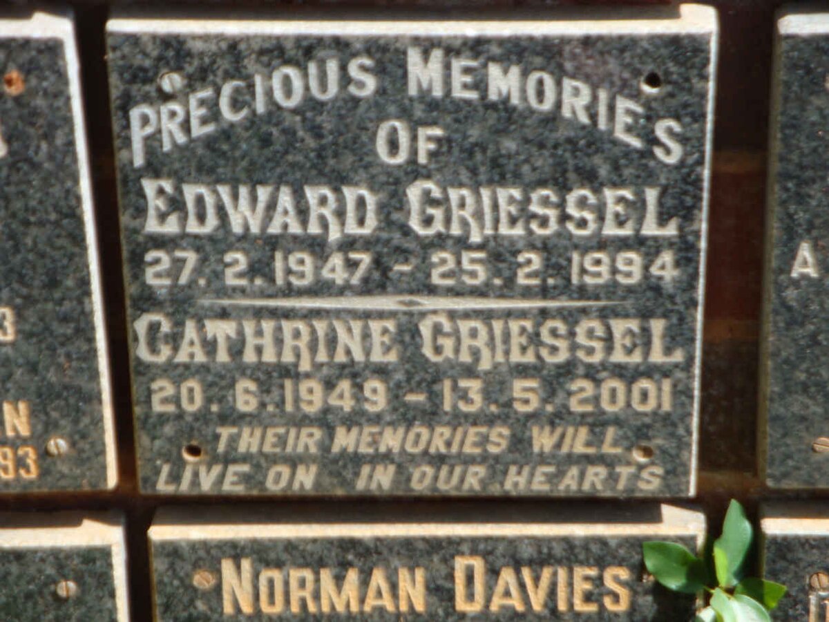 GRIESSEL Edward 1947-1994 &amp; Cathrine 1949-2001