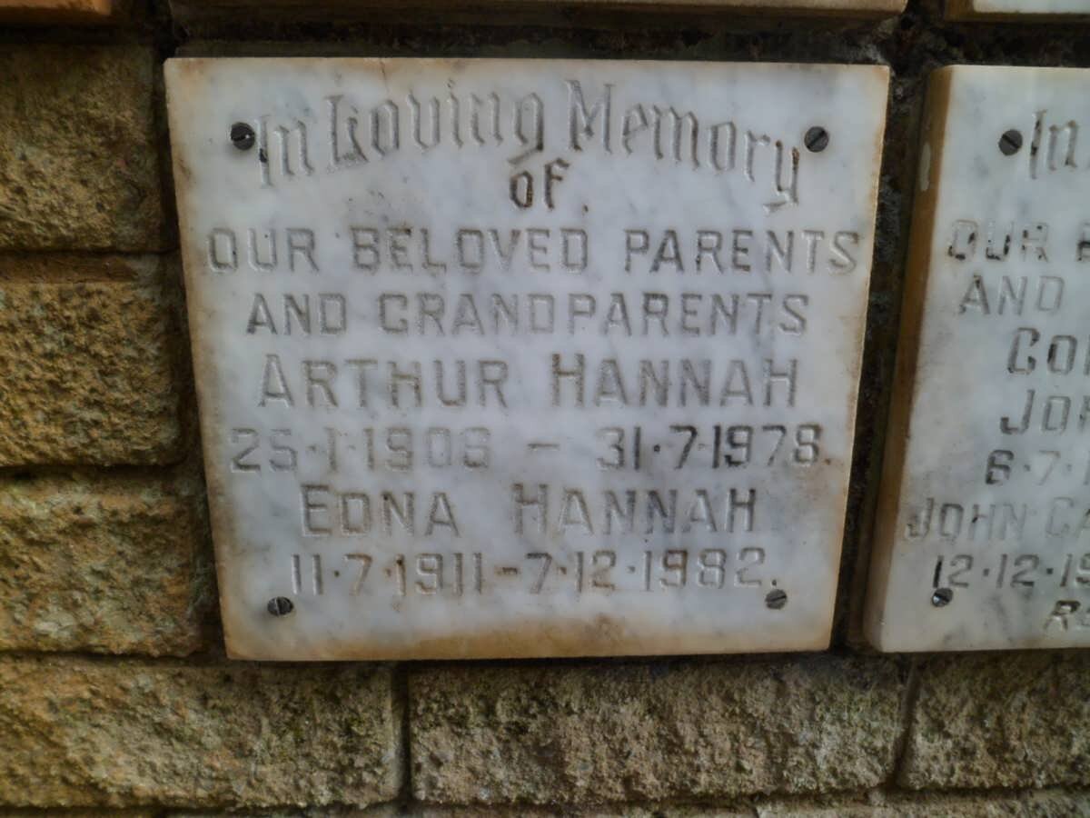 HANNAH Arthur 1908-1978 &amp; Edna 1911-1982