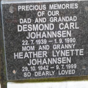 JOHANNSEN Desmond Carl 1939-1990 &amp; Heather Lynette 1942-1999