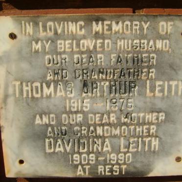 LEITH Thomas Arthur 1915-1976 &amp; Davidina 1909-1990