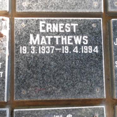 MATTHEWS Ernest 1937-1994
