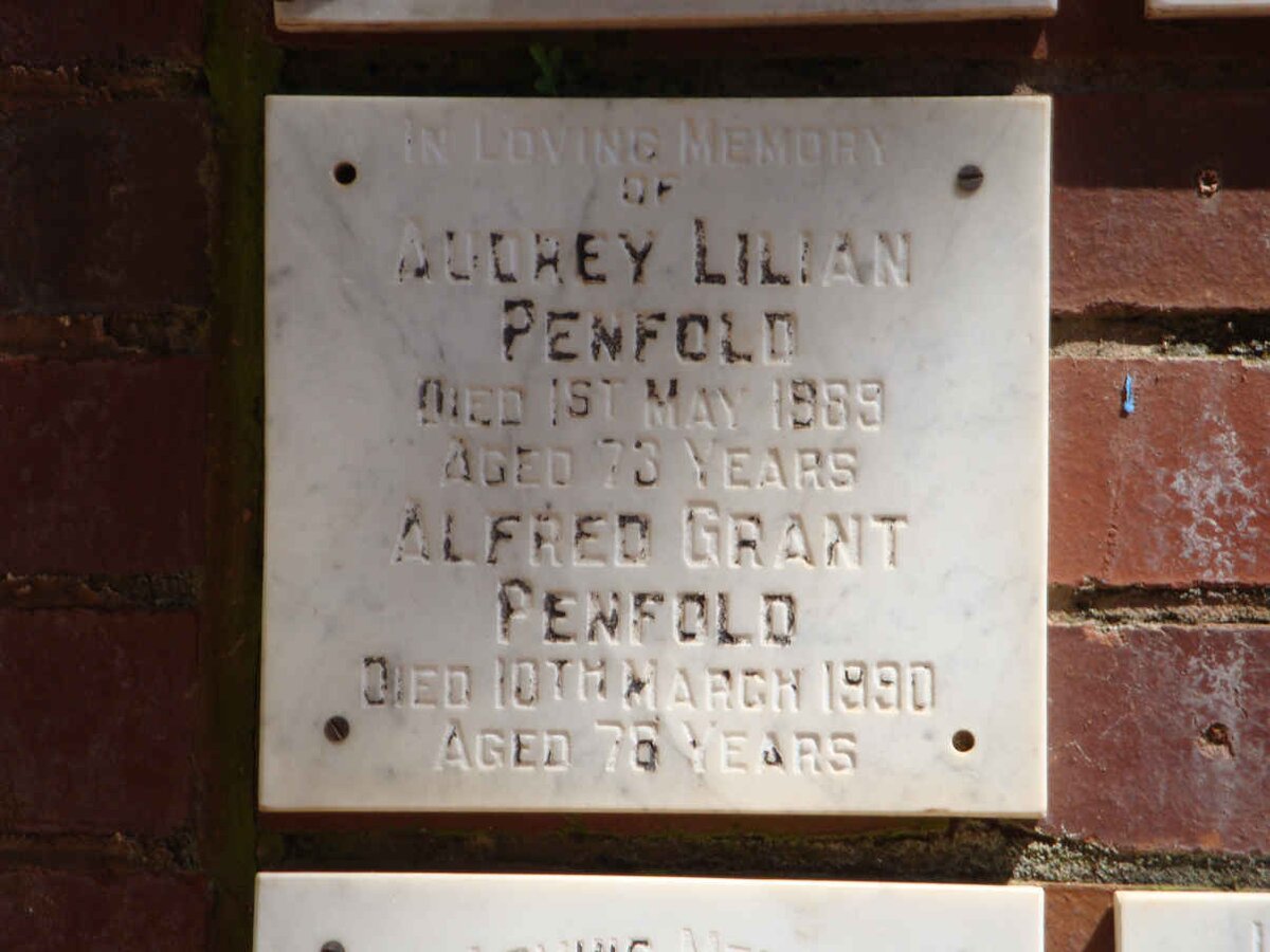 PENFOLD Alfred Grant -1990 &amp; Audrey Lilian -1989