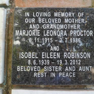 PROCTOR Marjorie Leonora 1915-1986 :: ROBINSON Isobel Eileen 1939-2012