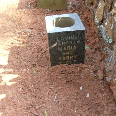 SCOTT Harry &amp; Maria