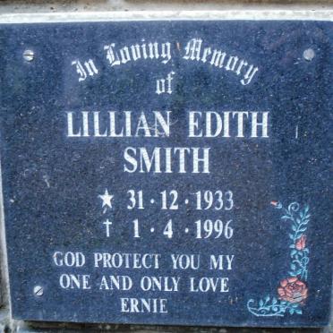SMITH Lillian Edith 1933-1996