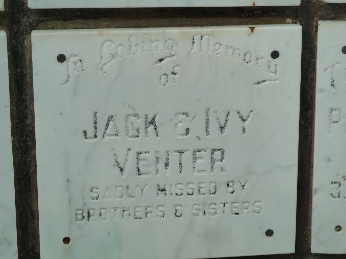 VENTER Jack &amp; Ivy