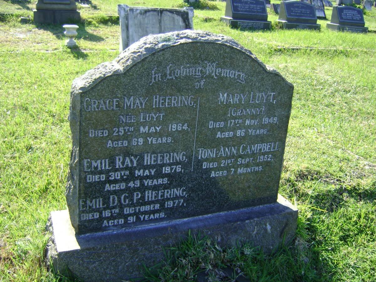 HEERING Emil D.G.P. -1977 :: HEERING Emil Ray -1976