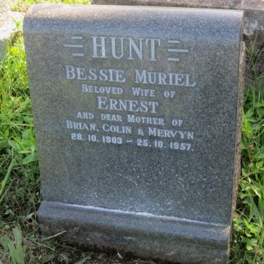 HUNT Bessie Muriel 1903-1957