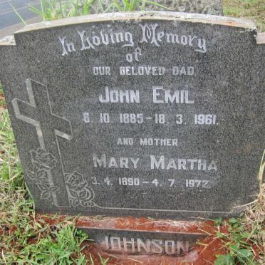 JOHNSON John Emil 1885-1961 &amp; Mary Martha 1890-1972
