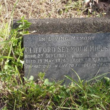 JOHNSON Herbert -1939 :: JOHNSON Harry L. 1937 :: JOHNSON Percy E.1961:: JOHNSON Edith Mary -1961