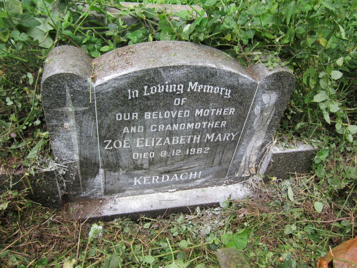 KERDACHI Zoë Elizabeth Mary -1982