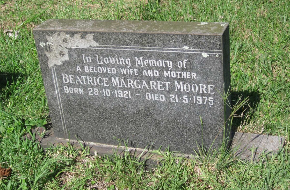 MOORE Beatrice Margaret 1921-1975