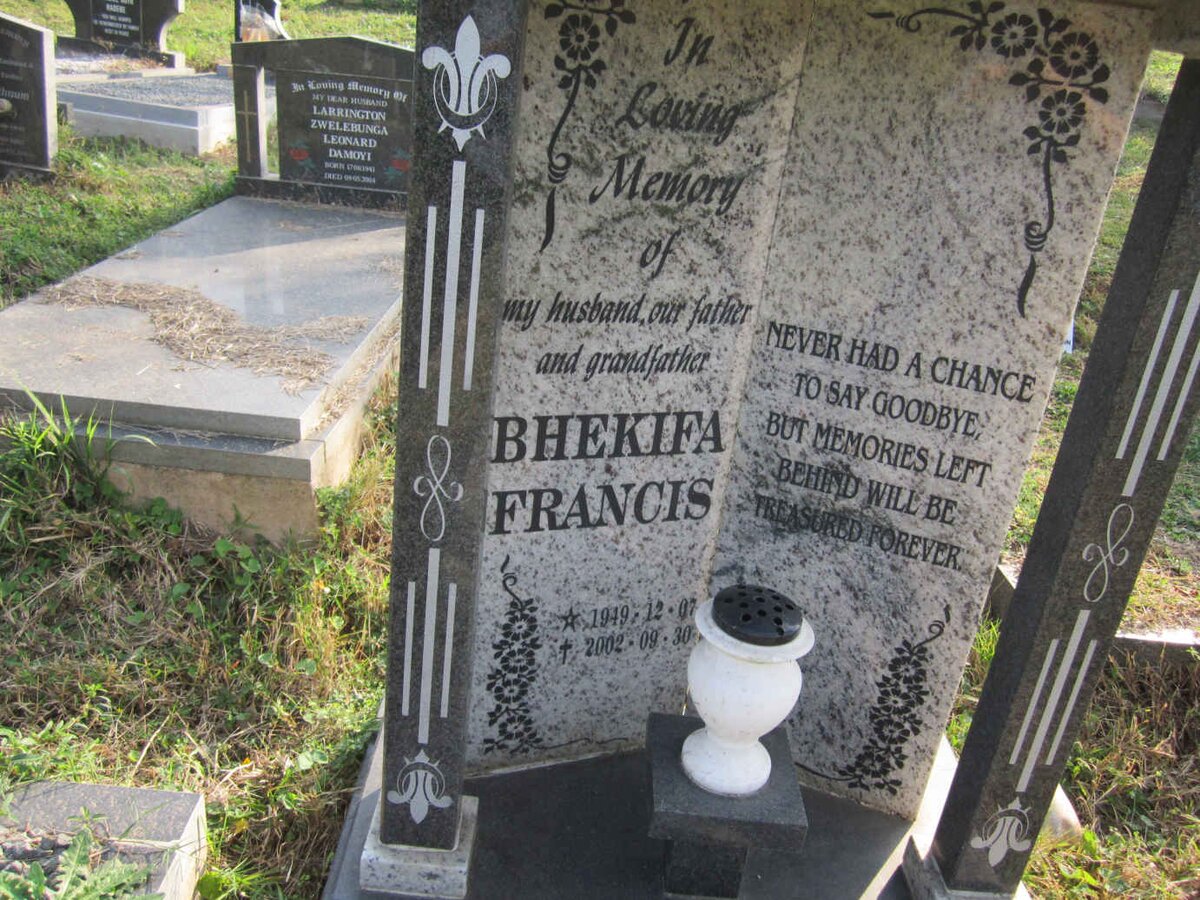 MNTAMBO Bhefika Francis 1949-2002