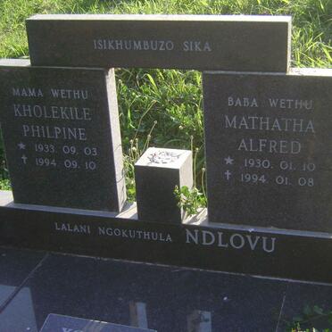 NDLOVU Mathatha Alfred 1930-1994 &amp; Kholekile Philpine 1933-1994