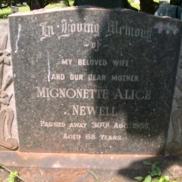 NEWELL Mignonette Alice -1955