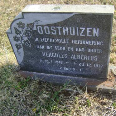 OOSTHUIZEN Hercules Albertus 1942-1977