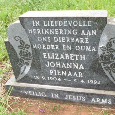 PIENAAR Elizabeth Johanna 1904-1992