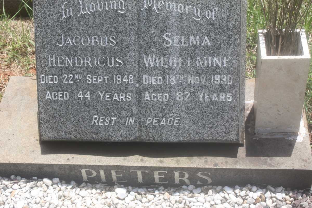 PIETERS Jacobus Hendricus -1948 &amp; Selma Wilhelmina -1990