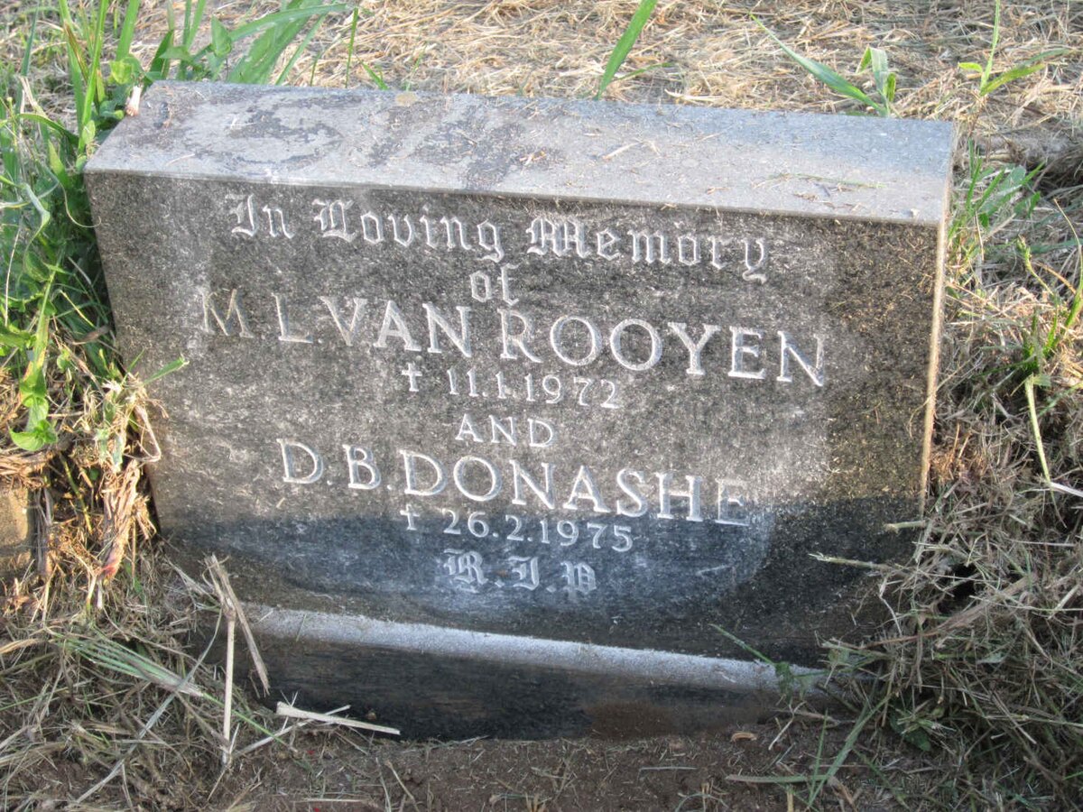 ROOYEN M.L., van -1972 :: DONASHE D.B. -1975