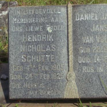 SCHUTTE Hendrik Nicholas 1905-1925 :: JANSE VAN VUUREN Daniel Jacobus 1892-1972