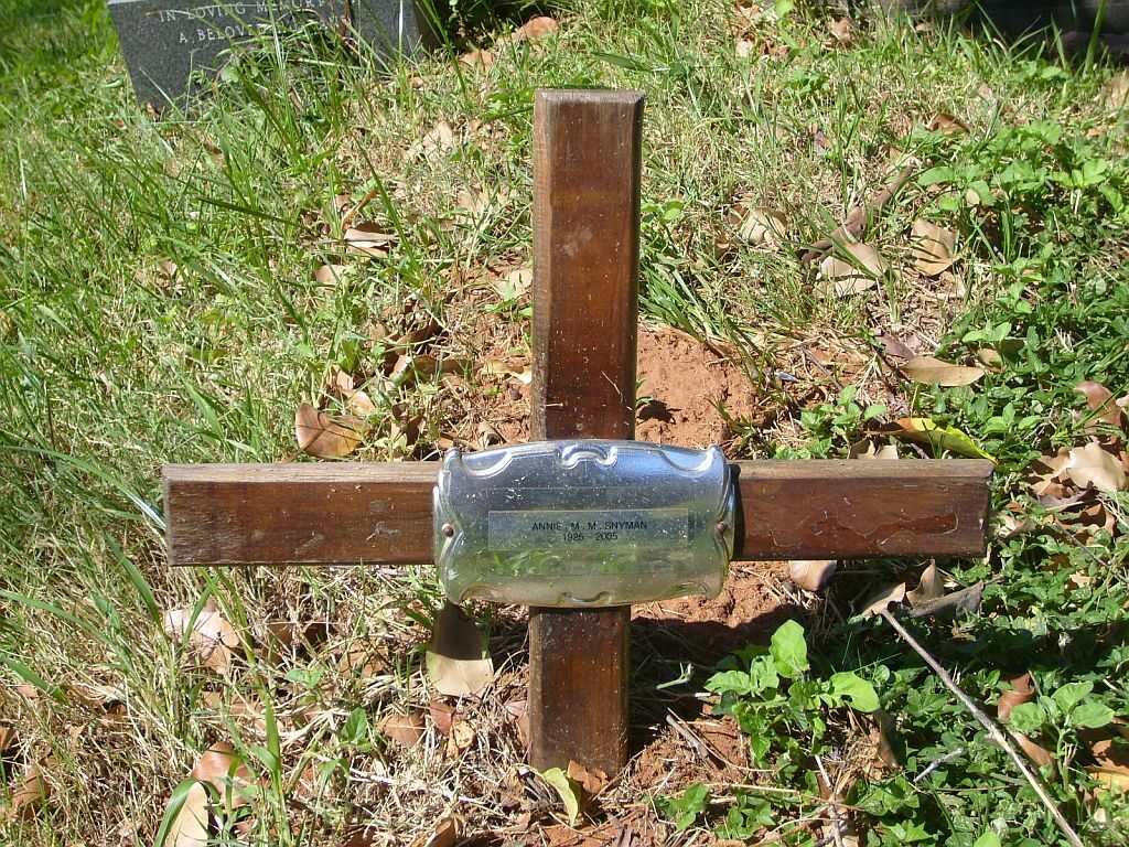 SNYMAN Annie M. M. 1925-2005