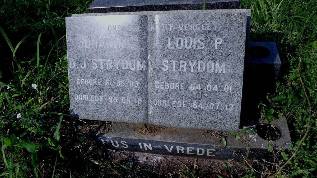 STRYDOM Johannes D.J. 1961-1988 :: STRYDOM Louis P. 1964-1984