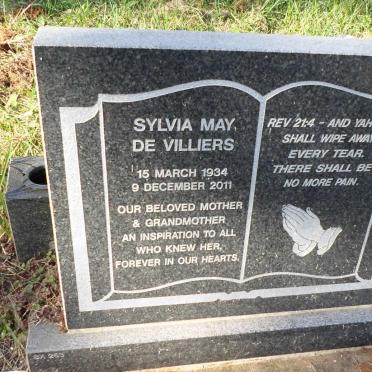 VILLIERS Sylvia May, de 1934-2011