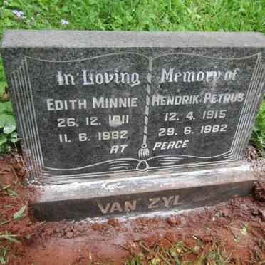 ZYL Hendrik Petrus, van 1915-1982 &amp; Edith MINNIE 1911-1982