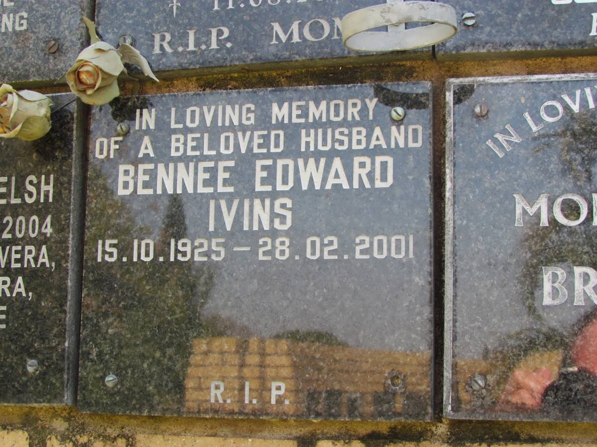 IVINS Bennee Edward 1925-2001