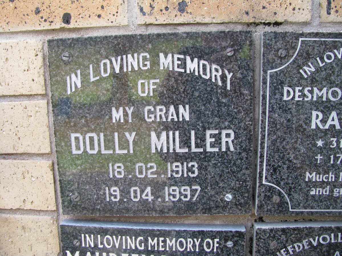 MILLAR Dolly 193-1997