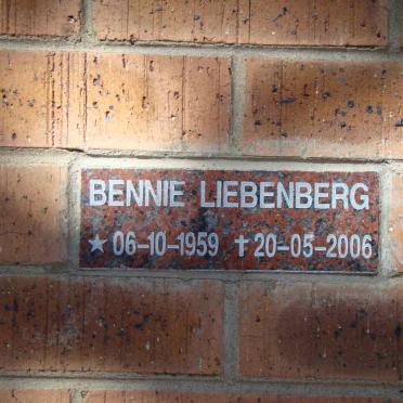 LIEBENBERG Bennie 1959-2006