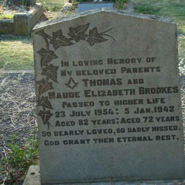 BROOKES Thomas -1954 &amp; Maude Elizabeth -1942