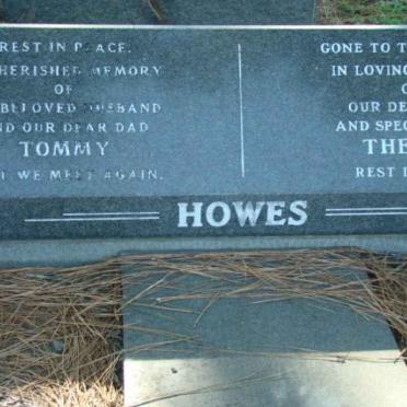 HOWES Tommy &amp; Thelma