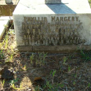 N - Vanne :: Surnames - N