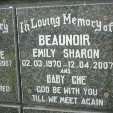 BEAUNOIR Emily Sharon 1970-2007 :: BEAUNOIR Che