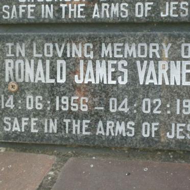 Kwazulu-Natal, DURBAN, Bluff, Saint Francis Xavier Catholic Church, Memorial wall