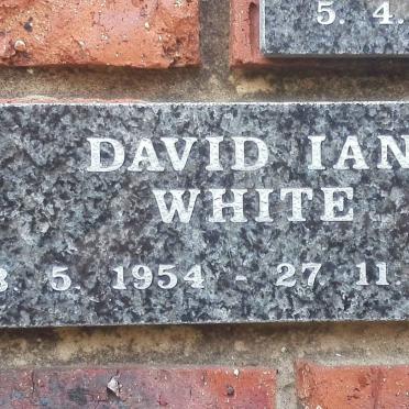 WHITE David Ian 1954-2007