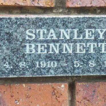 BENNETT Stanley 1910-1995