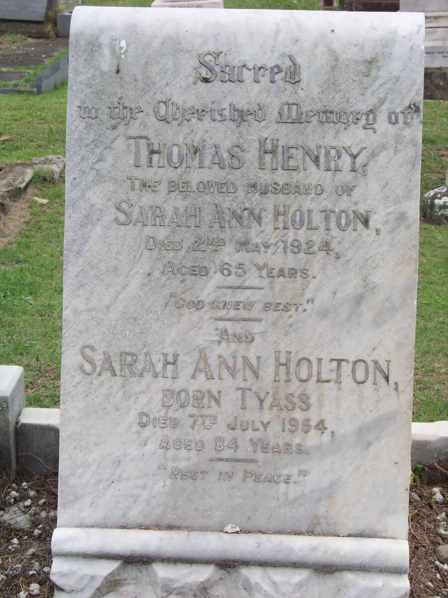 HOLTON Thomas Henry -1924 & Sarah Ann TYASS -1954