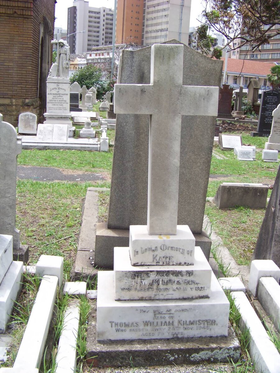 KILMISTER Thomas William -1945 &amp; Kate -1921