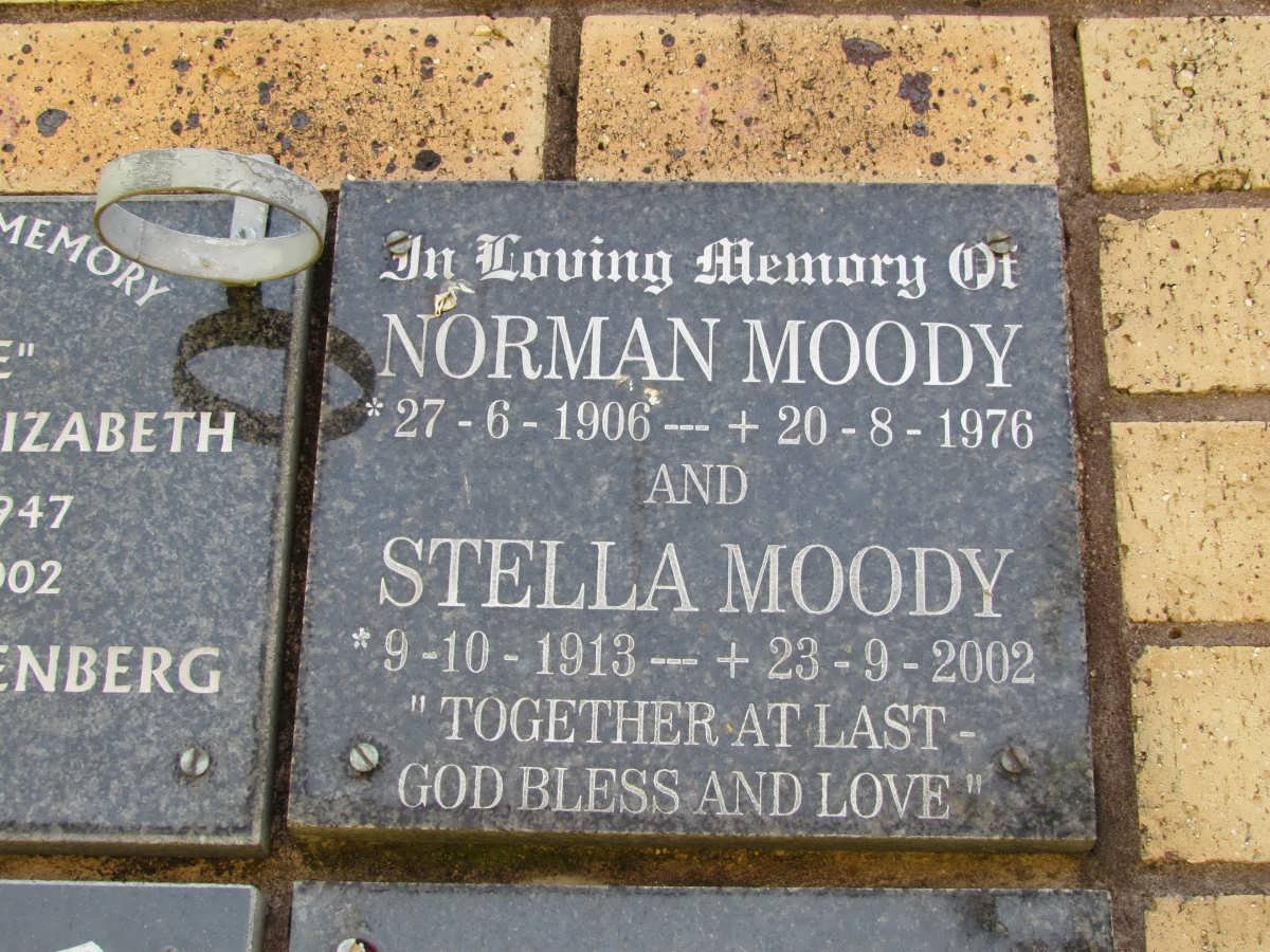 MOODY Norman 1906-1976 &amp; Stella 1913-2002