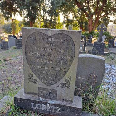 LORETZ Deon Christiaan 19?4-1984
